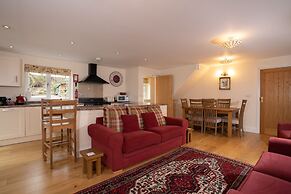 Low Jock Scar Country Estate