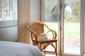 Low Jock Scar Country Estate