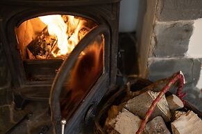 Low Jock Scar Country Estate