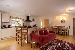 Low Jock Scar Country Estate