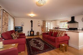 Low Jock Scar Country Estate