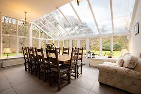 Low Jock Scar Country Estate