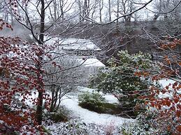 Low Jock Scar Country Estate