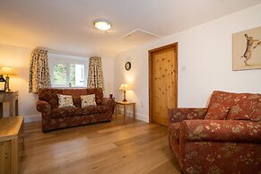 Low Jock Scar Country Estate