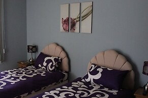 Richards Travel Lodge