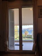 Luxury Apartment Sea View Garden Parking