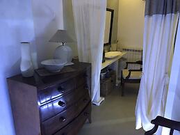 Luxury Apartment Sea View Garden Parking