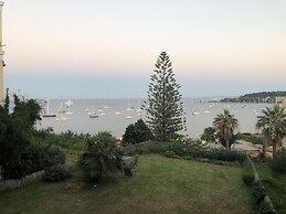 Luxury Apartment Sea View Garden Parking