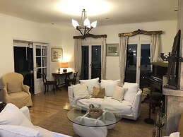 Luxury Apartment Sea View Garden Parking