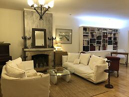 Luxury Apartment Sea View Garden Parking