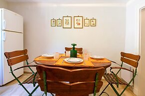 Casa Paleopolis near Royal Baths MonRepo