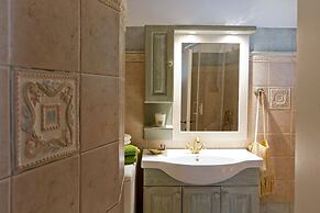 Casa Paleopolis near Royal Baths MonRepo