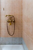 Casa Paleopolis near Royal Baths MonRepo