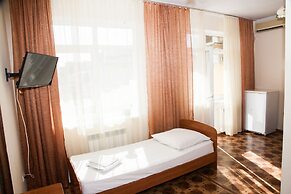 Leto Guest House