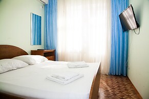 Leto Guest House