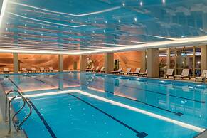 Palace Hotel - Sunny Day Resort