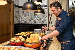 Palace Hotel - Sunny Day Resort