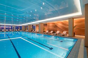 Palace Hotel - Sunny Day Resort