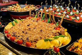 Palace Hotel - Sunny Day Resort