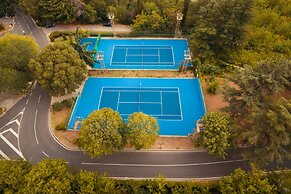 Palace Hotel - Sunny Day Resort