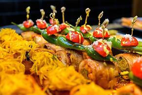 Palace Hotel - Sunny Day Resort