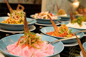 Palace Hotel - Sunny Day Resort