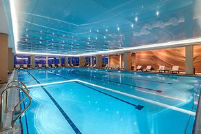 Palace Hotel - Sunny Day Resort