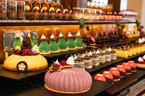 Palace Hotel - Sunny Day Resort