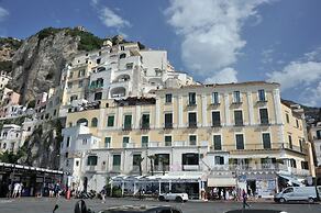 Core Amalfitano City Suites