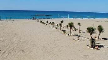 As Queen Beach Hotel