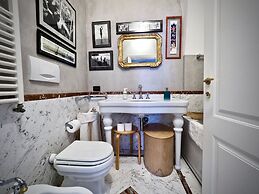 Elegante e Lussuosa Dimora Barnabiti