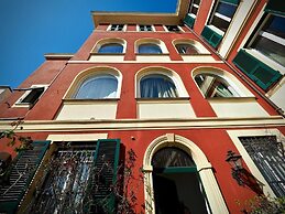 Elegante e Lussuosa Dimora Barnabiti