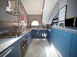 Elegante e Lussuosa Dimora Barnabiti