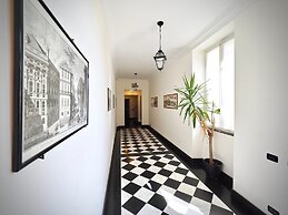 Elegante e Lussuosa Dimora Barnabiti