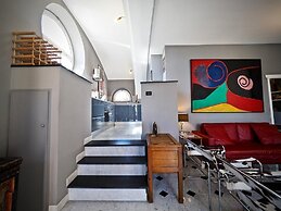 Elegante e Lussuosa Dimora Barnabiti