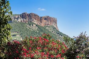 La Demeure Insoupconnée