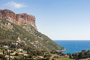 La Demeure Insoupconnée