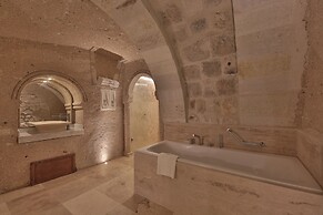 Taru Cave Suites