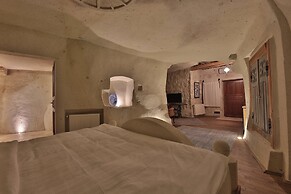 Taru Cave Suites