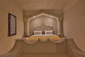 Taru Cave Suites