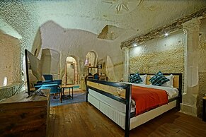 Taru Cave Suites
