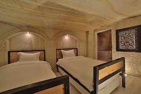 Taru Cave Suites
