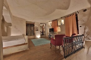 Taru Cave Suites