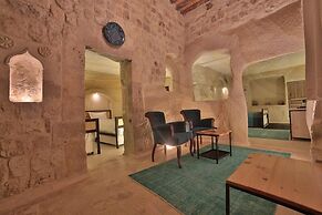 Taru Cave Suites