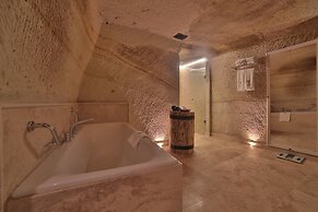 Taru Cave Suites
