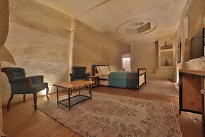Taru Cave Suites