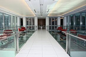 Stunning Suites Luxurious Downtown Condo