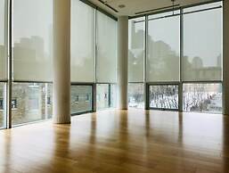 Stunning Suites Luxurious Downtown Condo