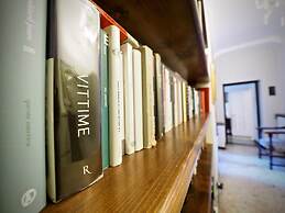 Comoda Casa degli Indoratori