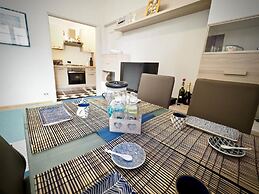 Comoda Casa degli Indoratori